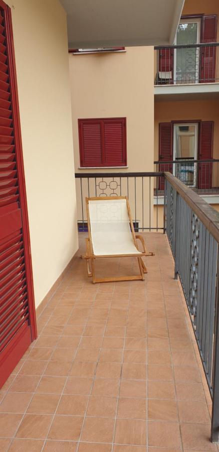 Appartamento "Roby" In Centro Cavalese Buitenkant foto