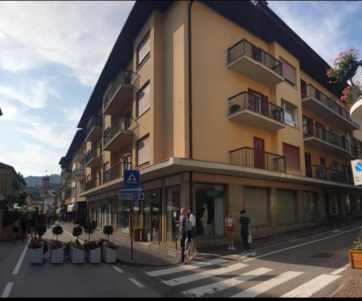 Appartamento "Roby" In Centro Cavalese Buitenkant foto